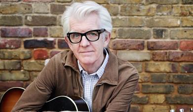 Nick Lowe & Los Straitjackets