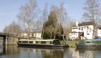 The Leeds – Liverpool Canal