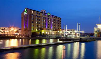 Express By Holiday Inn